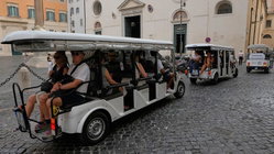 Major city eyes crackdown on golf cart tours as furious locals push back Adelaide Schools